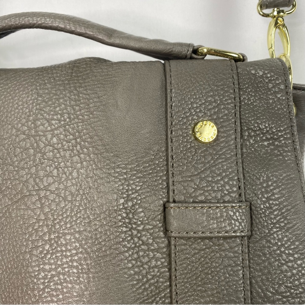 Steve Madden Faux Leather Cross Body Bag Gray Clasp Flap Adjustable Purse - Picture 6 of 10